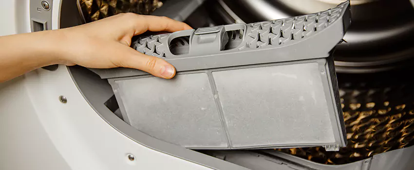 Signs Of A Clogged Dryer Lint Trap in Lackawanna, New York
